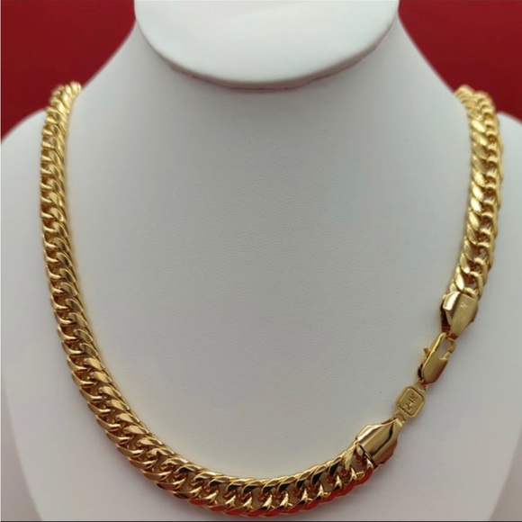 - Beautiful Valentine’s Day 24k Gold layered men’s double curb Cuban link chain - Picture 3 of 4